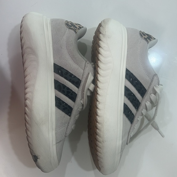 Adidas Grad Court platform sneaker - Picture 3 of 5